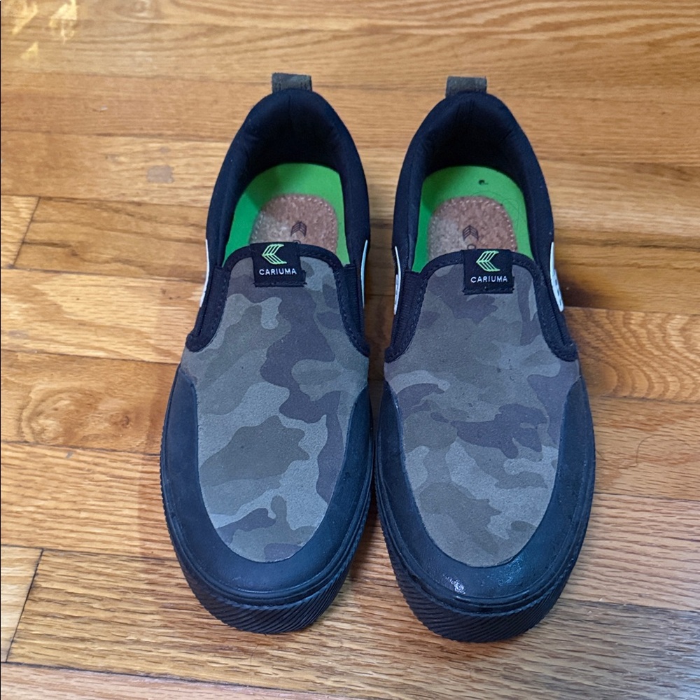 Cariuma Men's Green Camouflage Sneakers
